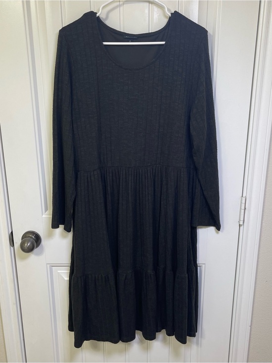 torrid Dresses & Skirts - Torrid Womens 2 (18/20) Charcoal Ribbed Long Sleeve Tiered Babydoll Mini Dress